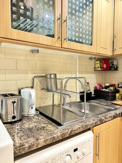 Centrally-Located Gem In Marble Arch, Лондон Екстер'єр фото