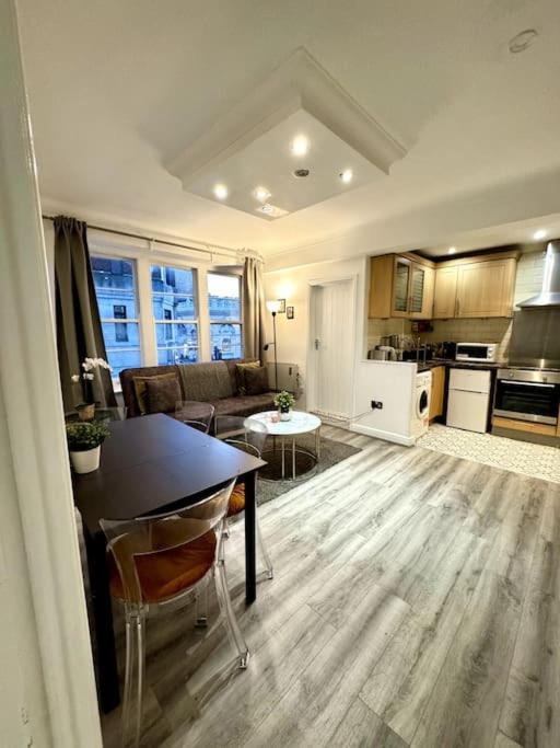 Centrally-Located Gem In Marble Arch, Лондон Екстер'єр фото